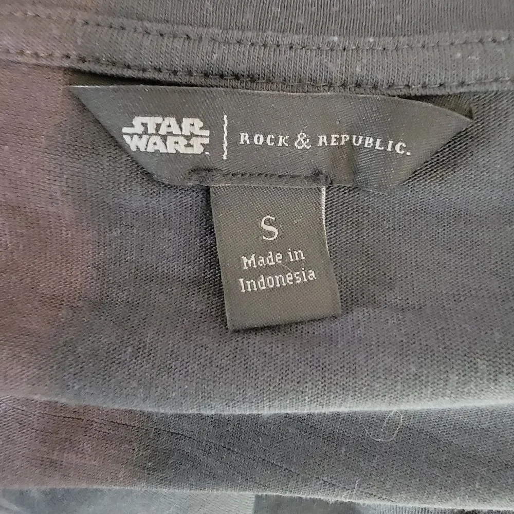 Rock & Republic Darth Vader star wars shirt sm